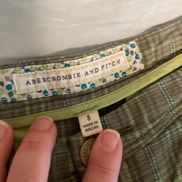 Abercrombie & Fitch Plaid Shorts - Picture 2 of 3